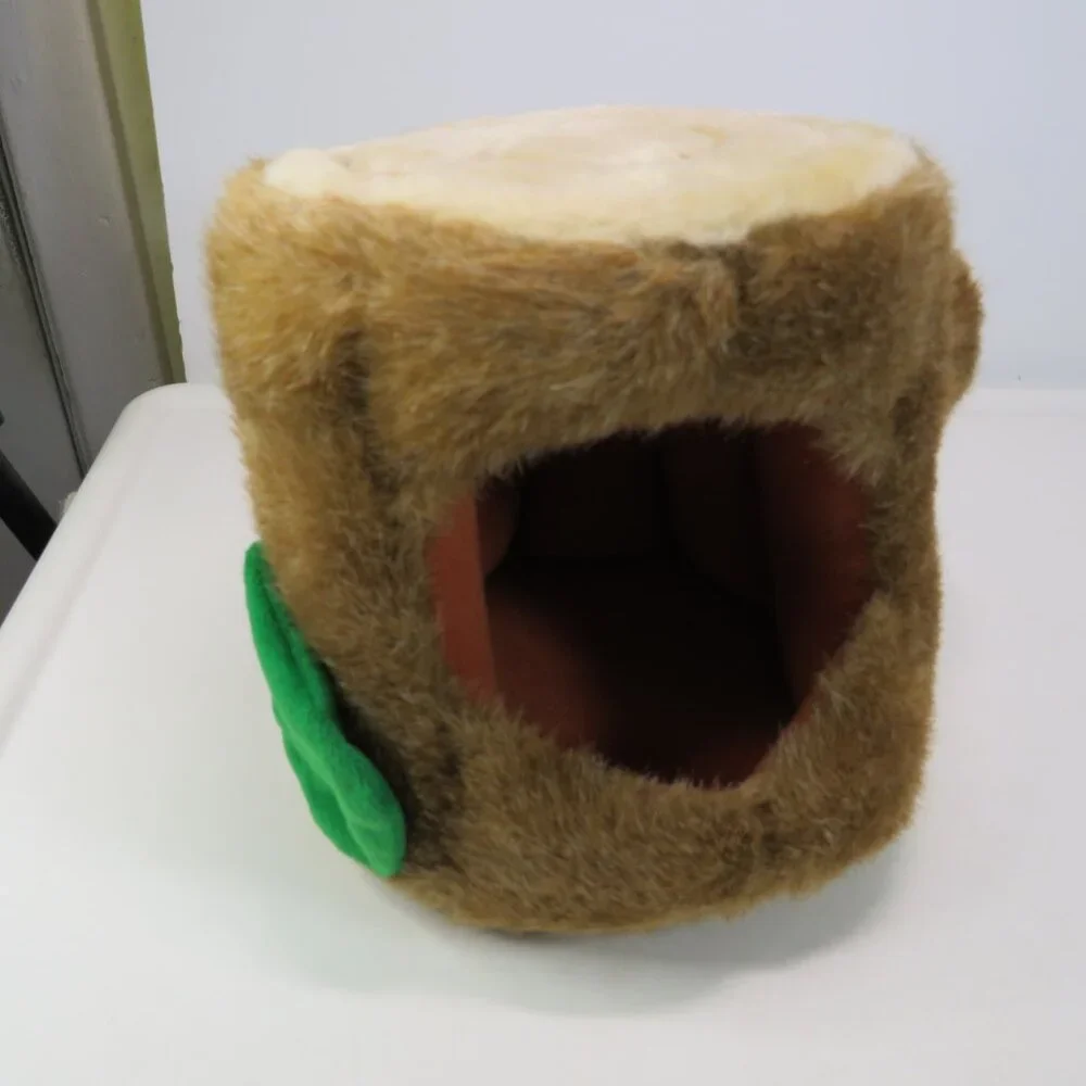 Plush Tree Stump Stand 6